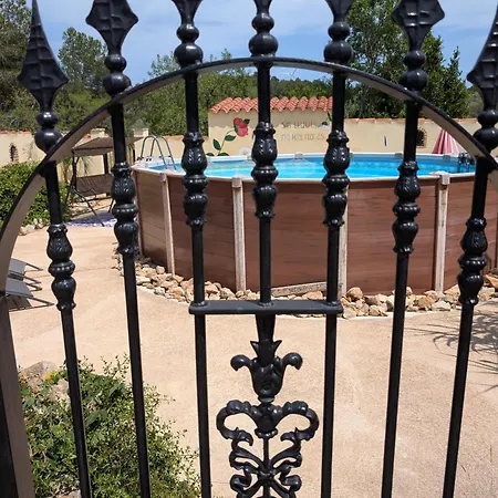 Casa Burga Holiday home *
